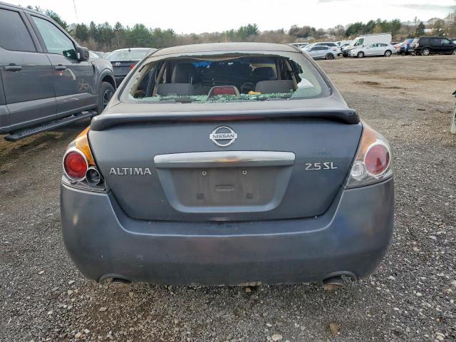 Nissan Altima 2.5 Image 11