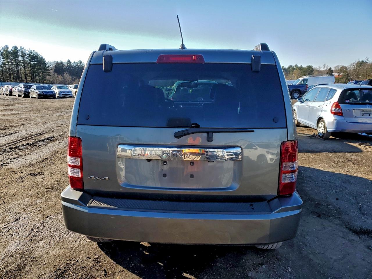 Jeep Liberty Sport Image 13