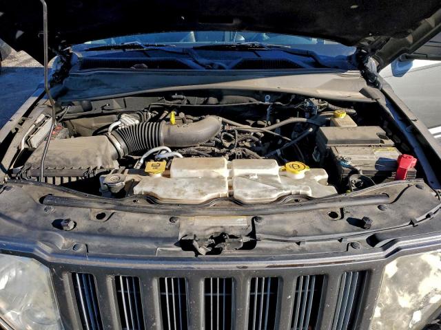 Jeep Liberty Sport Image 12