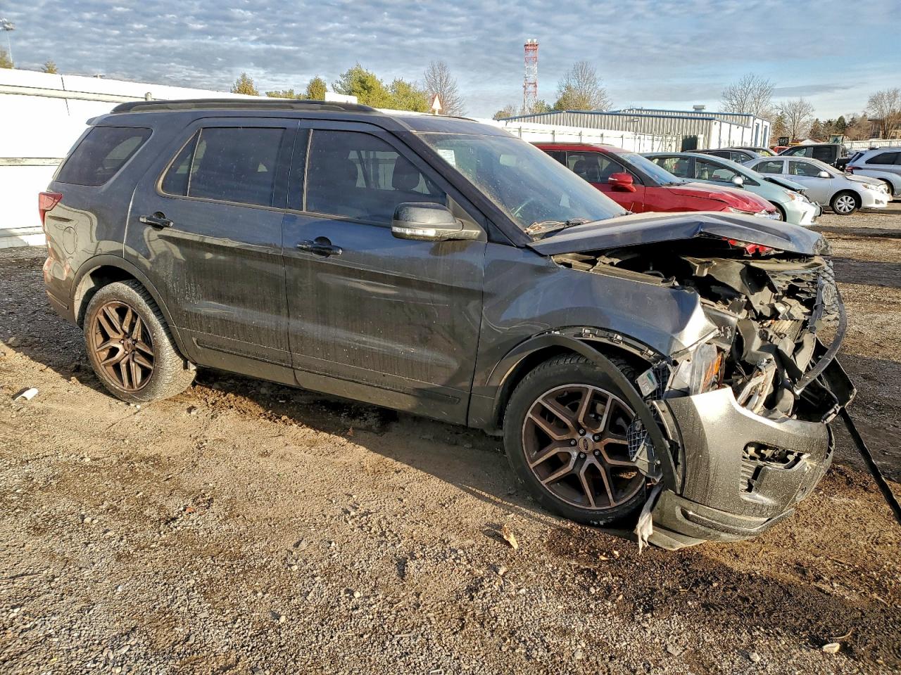 Ford Explorer Sport Image 5