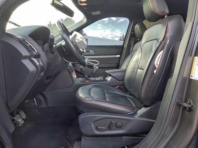 Ford Explorer Sport Image 6