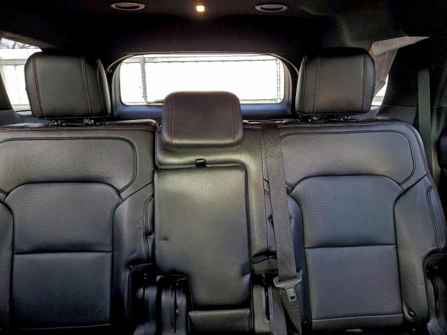 Ford Explorer Sport Image 8