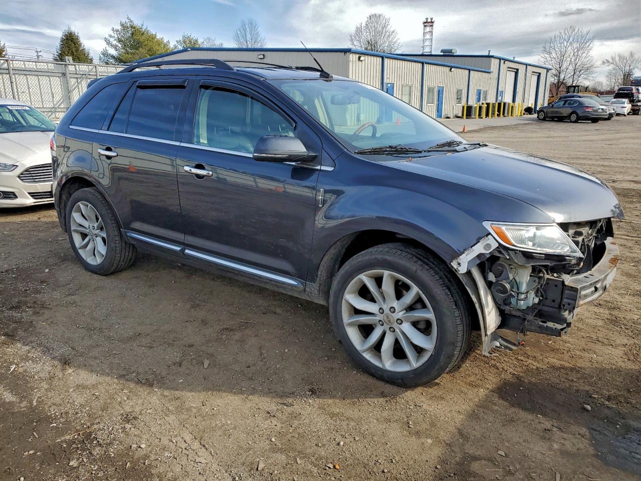 Lincoln MKX Image 12