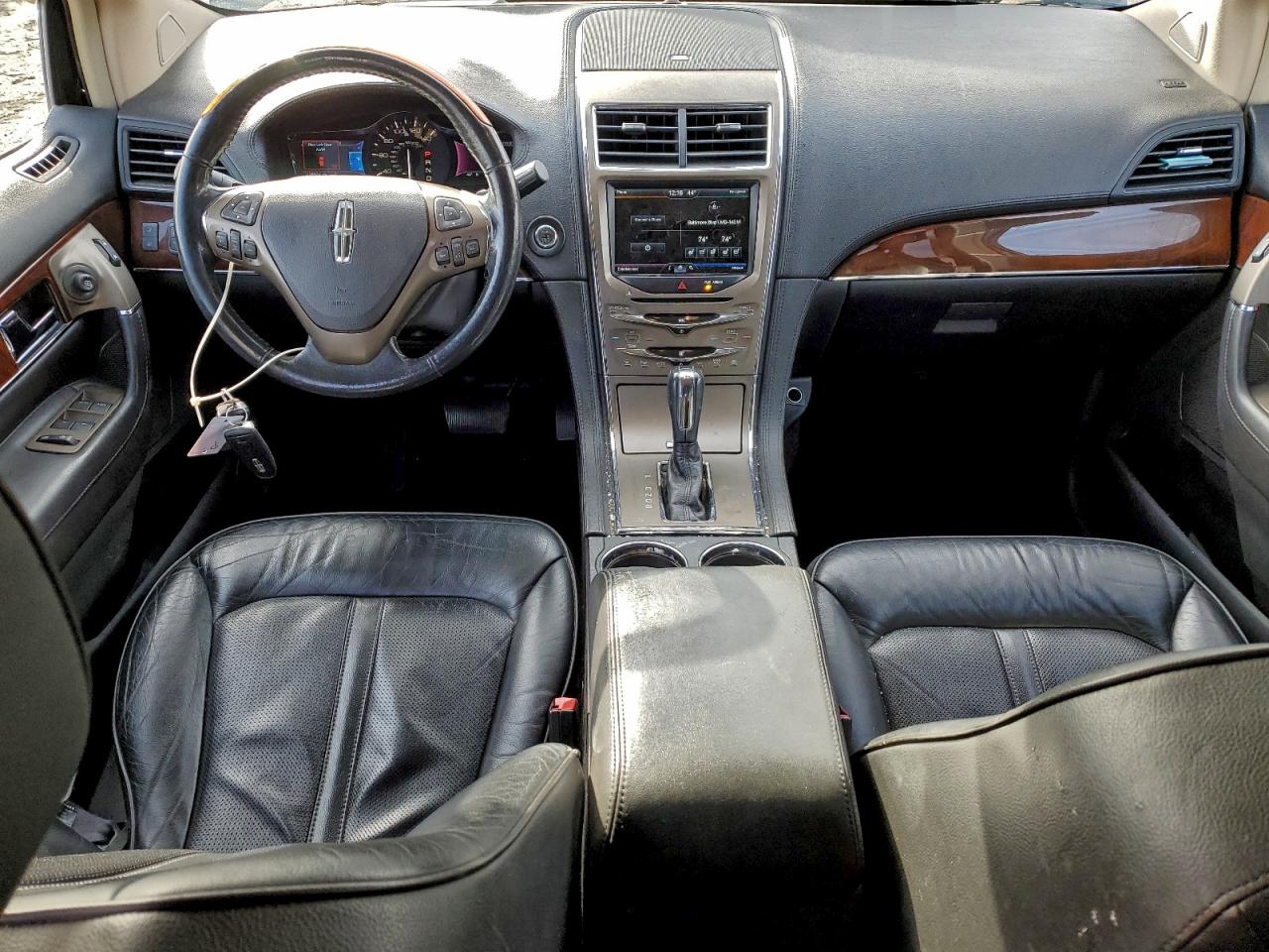 Lincoln MKX Image 13