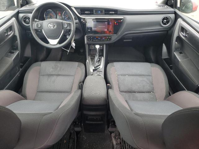 Toyota Corolla L Image 6