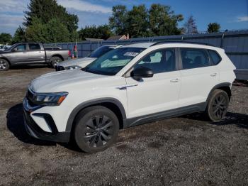  Salvage Volkswagen Taos