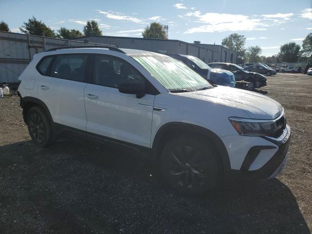 Volkswagen Taos S Image 9