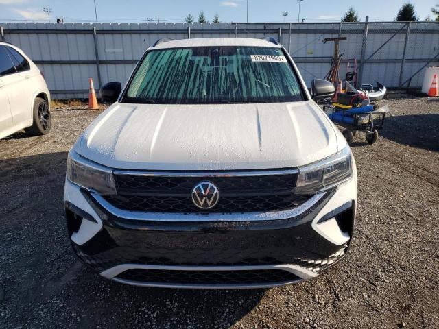 Volkswagen Taos S Image 4