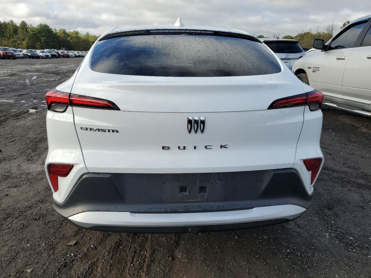 Buick Envista Pr Preferred Image 4