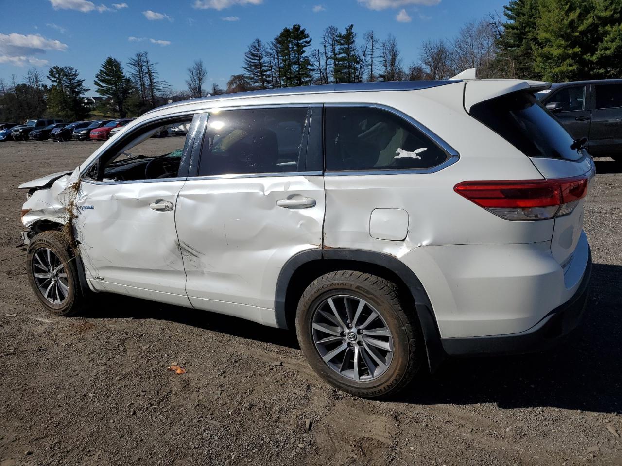 Toyota Highlander Hybrid Image 6