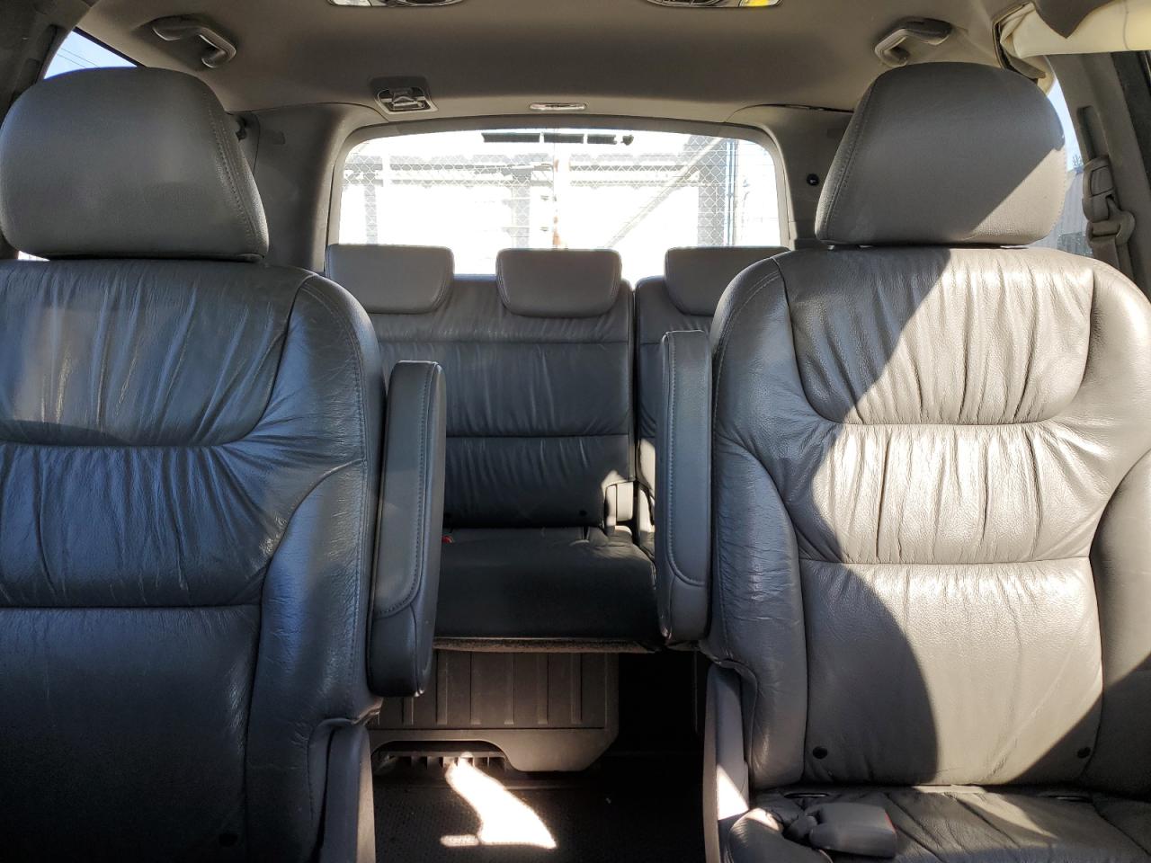 Honda Odyssey Exl Image 4