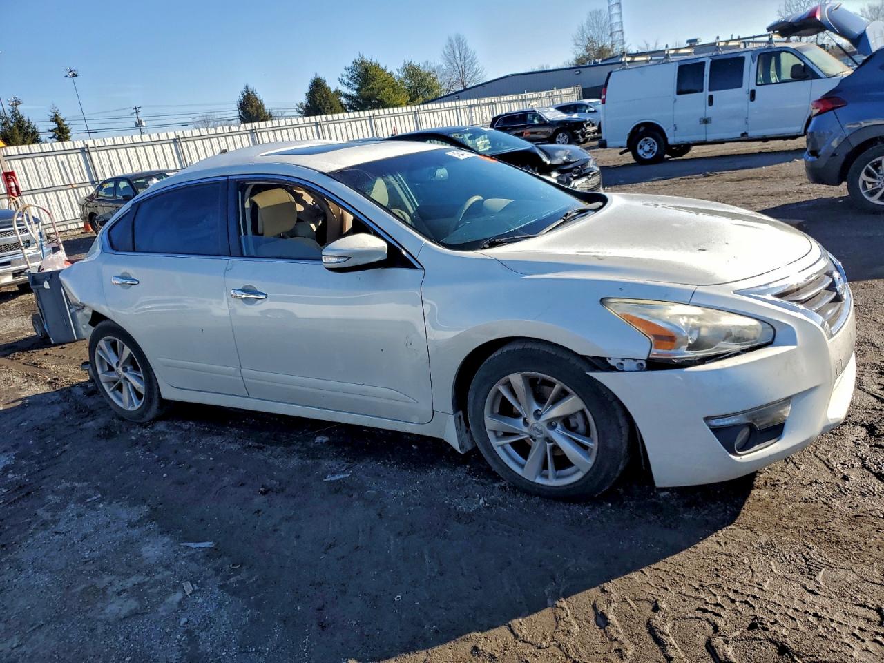 Nissan Altima 2.5 Image 6