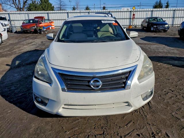 Nissan Altima 2.5 Image 8