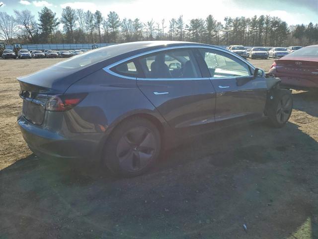 Tesla Model 3 Image 2