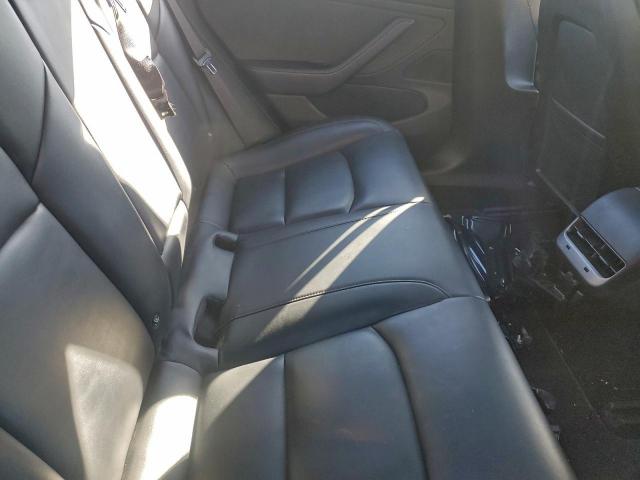 Tesla Model 3 Image 3