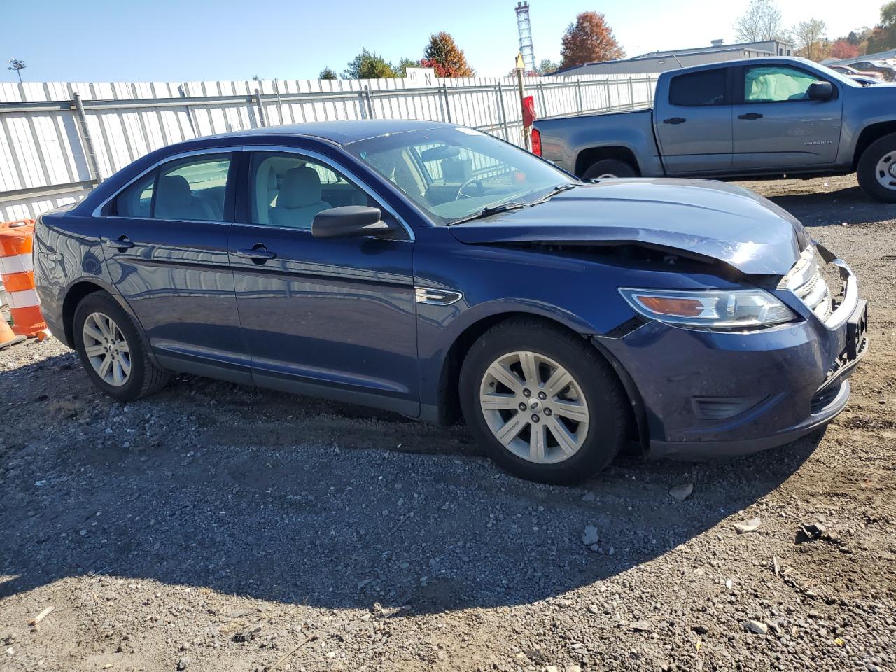 Ford Taurus Se Image 3