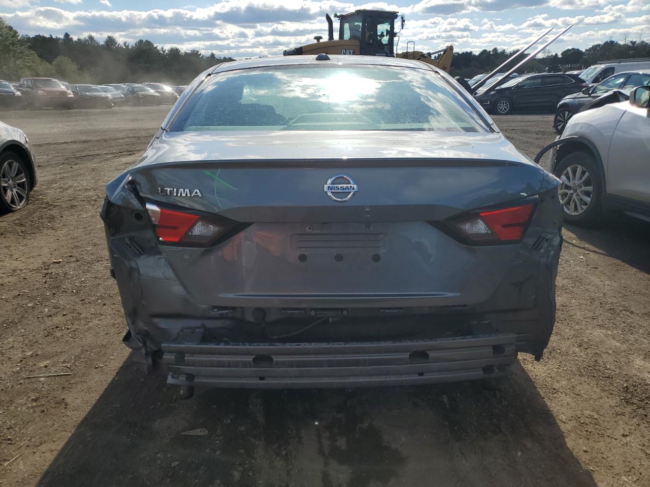 Nissan Altima S Image 7