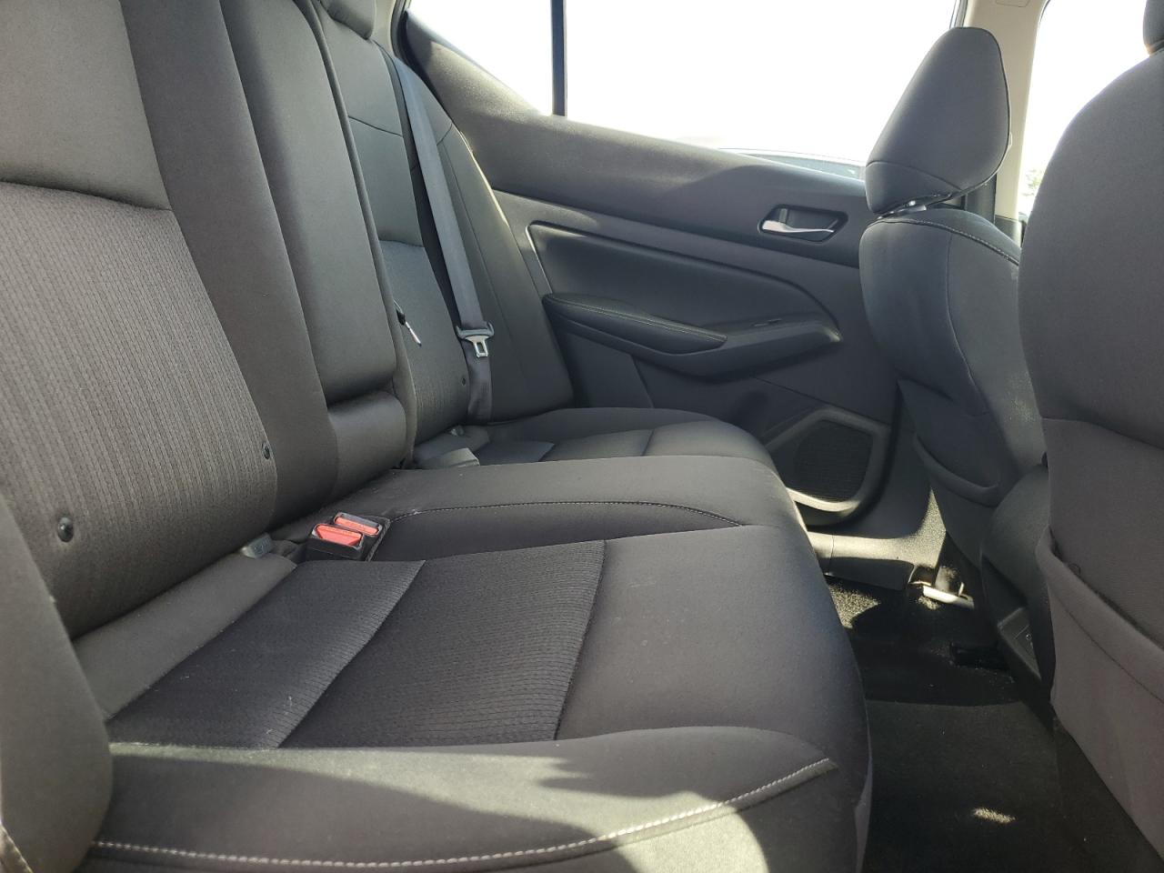 Nissan Altima S Image 5