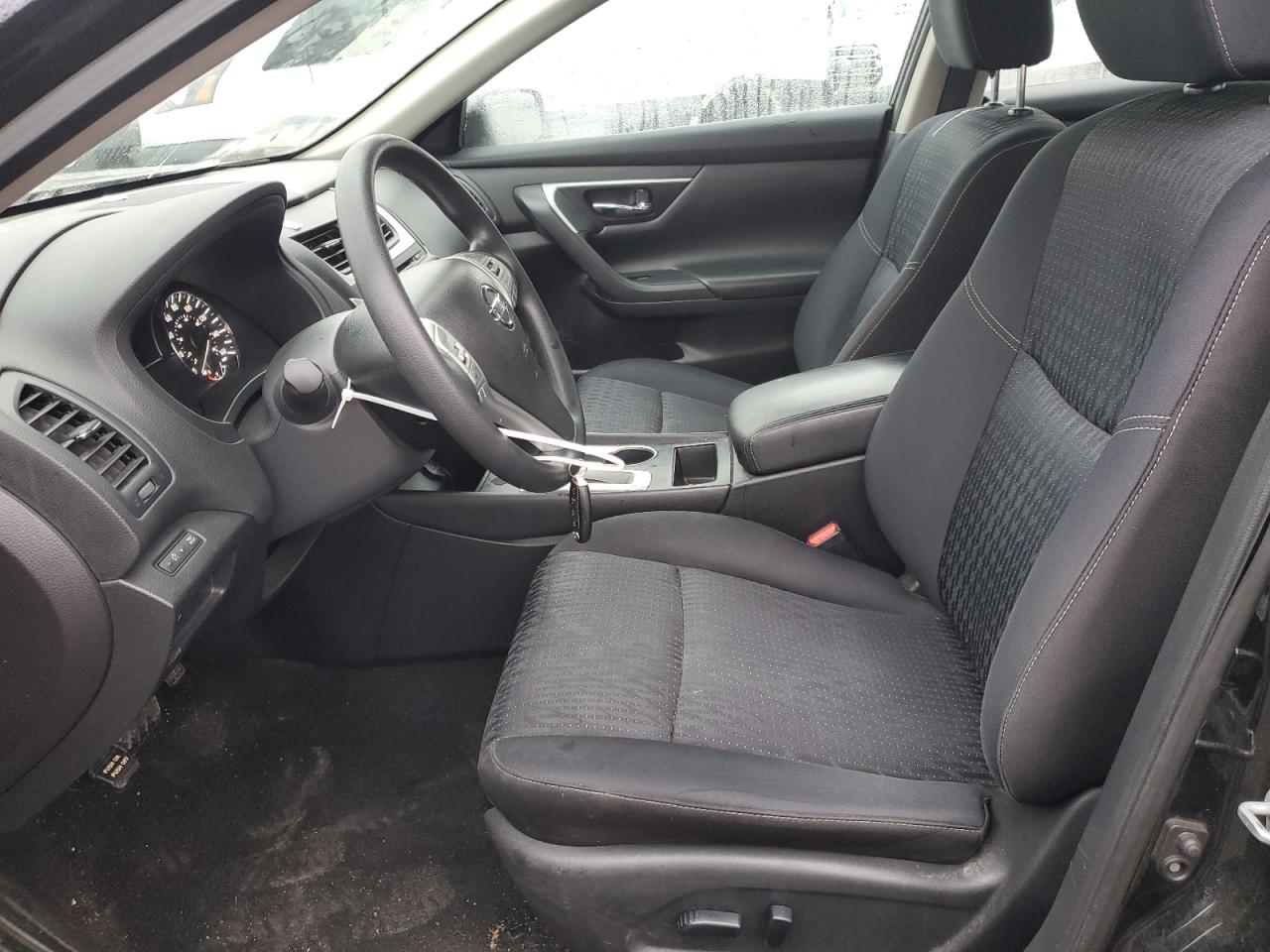 Nissan Altima 2.5 Image 5