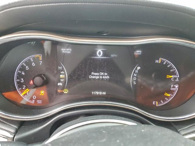 Jeep Grand Cherokee Overland Image 12