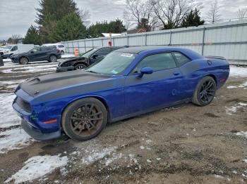 Salvage Dodge Challenger