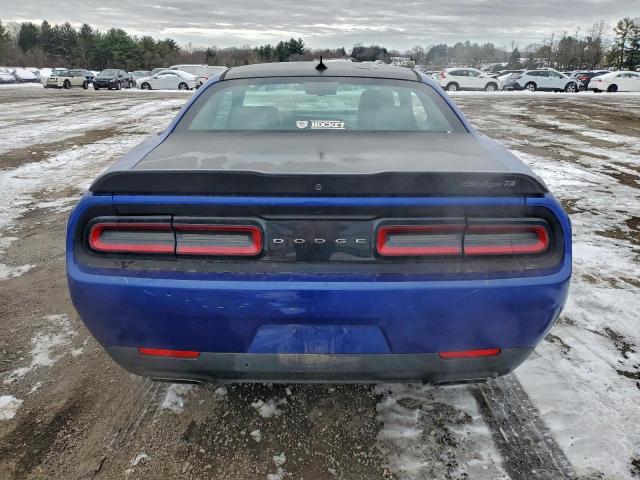 Dodge Challenger R/t 392 Image 6