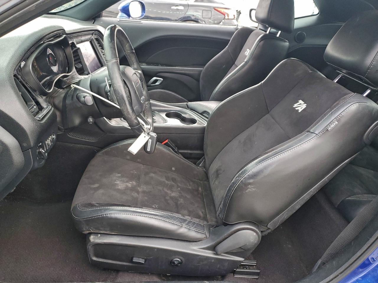 Dodge Challenger R/t 392 Image 5