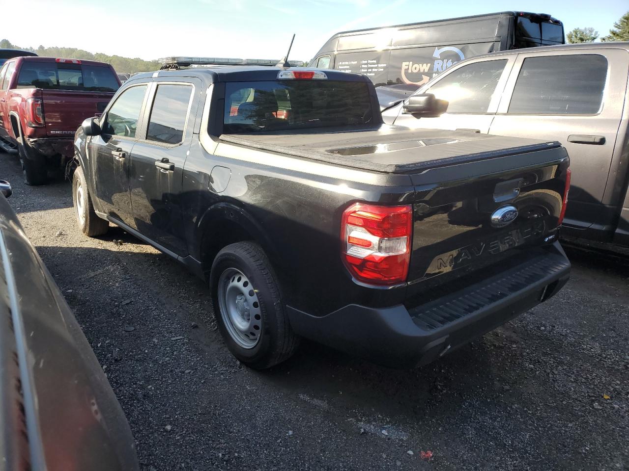 Ford Maverick Xl Image 8