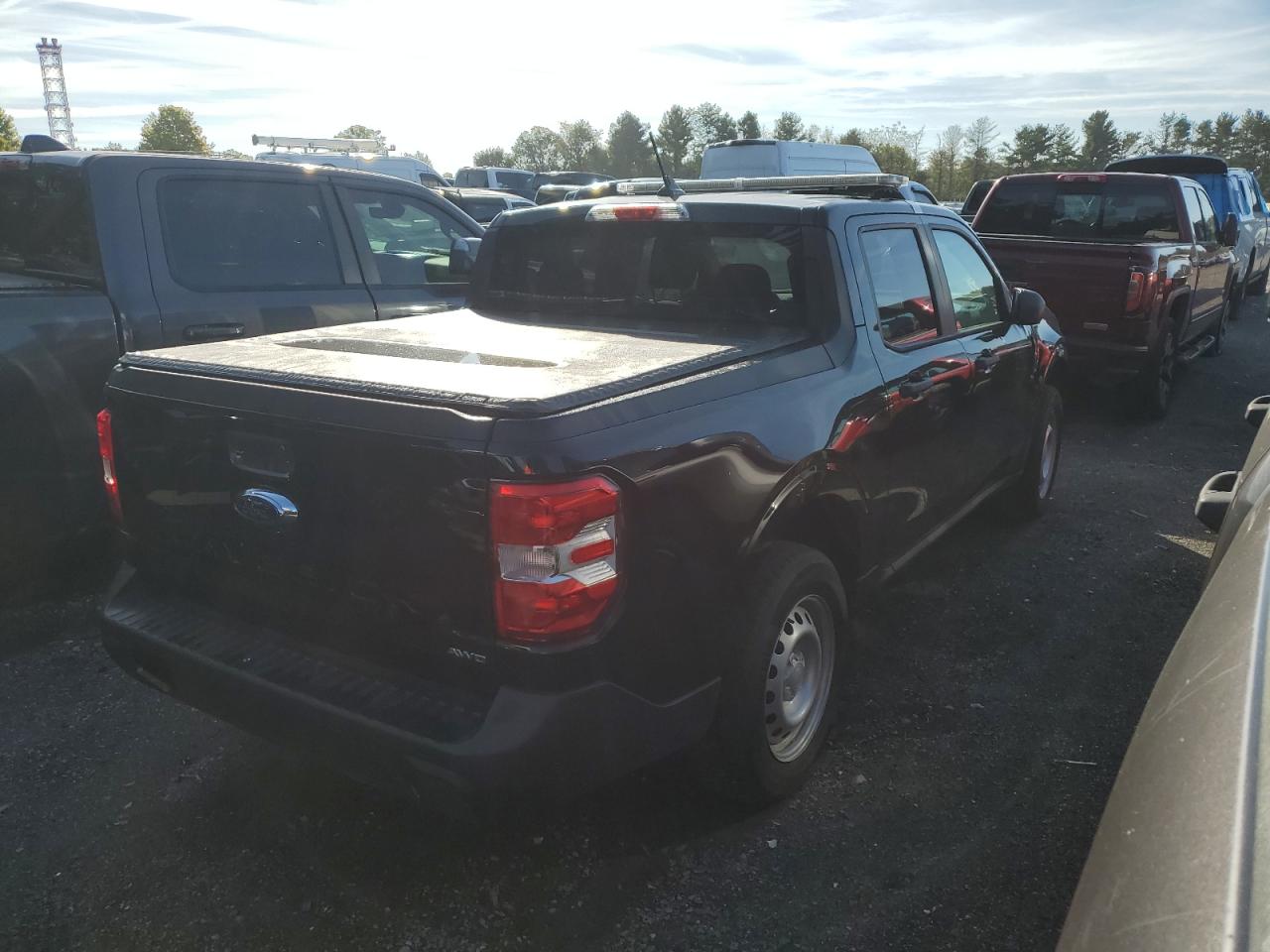 Ford Maverick Xl Image 3