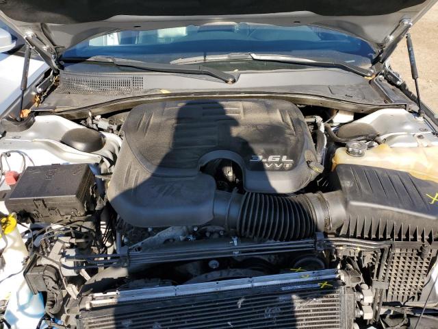 Chrysler 300 S Image 5