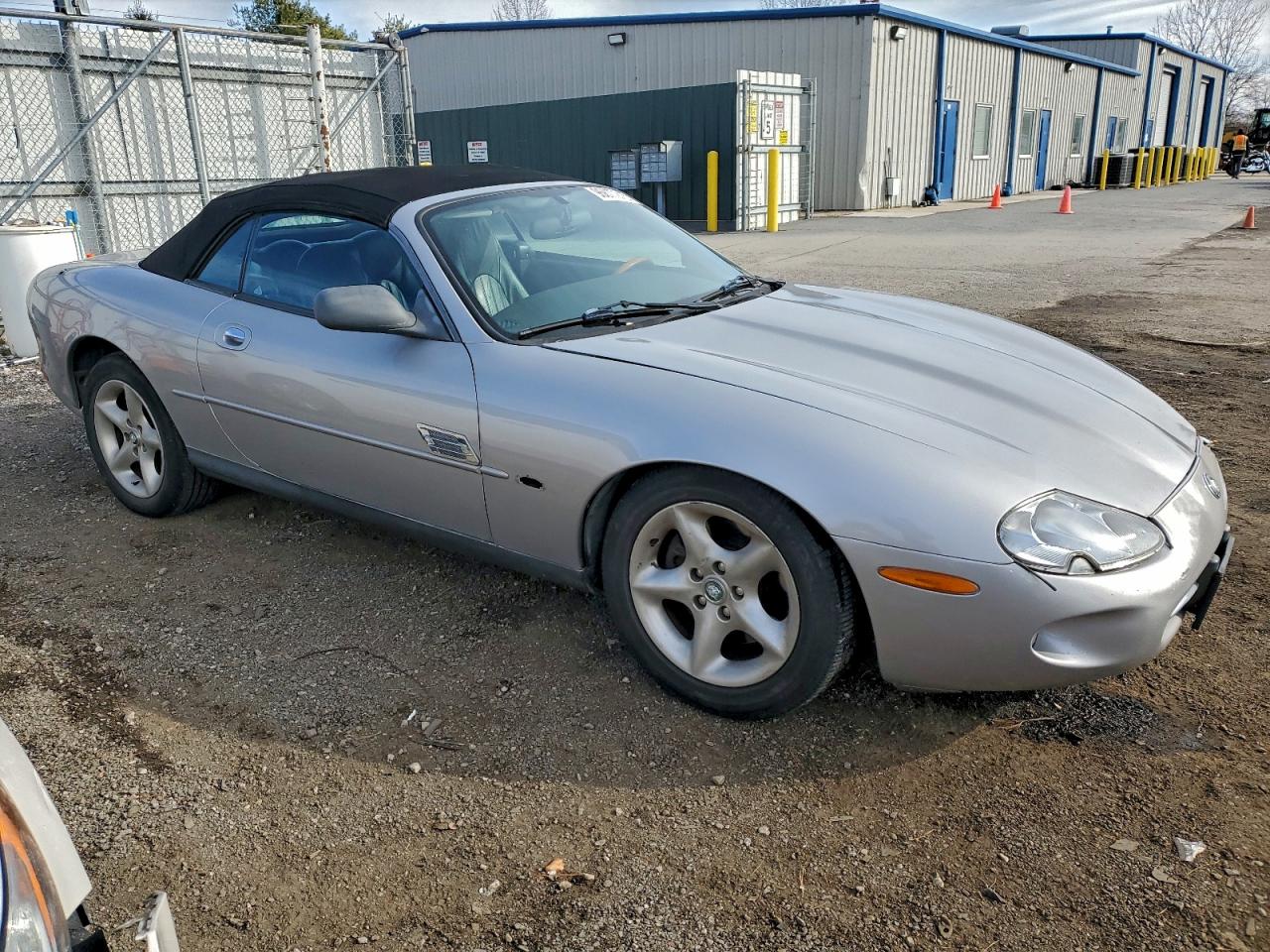 Jaguar Xk8 Image 6