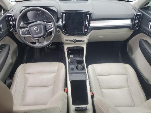 Volvo XC40 T4 Momentum Image 8