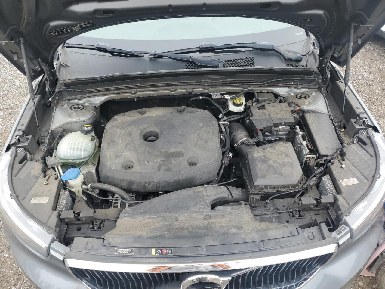 Volvo XC40 T4 Momentum Image 12