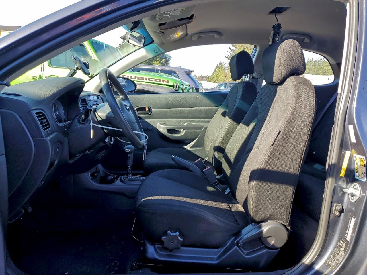 Hyundai ACCENT Gs Image 11