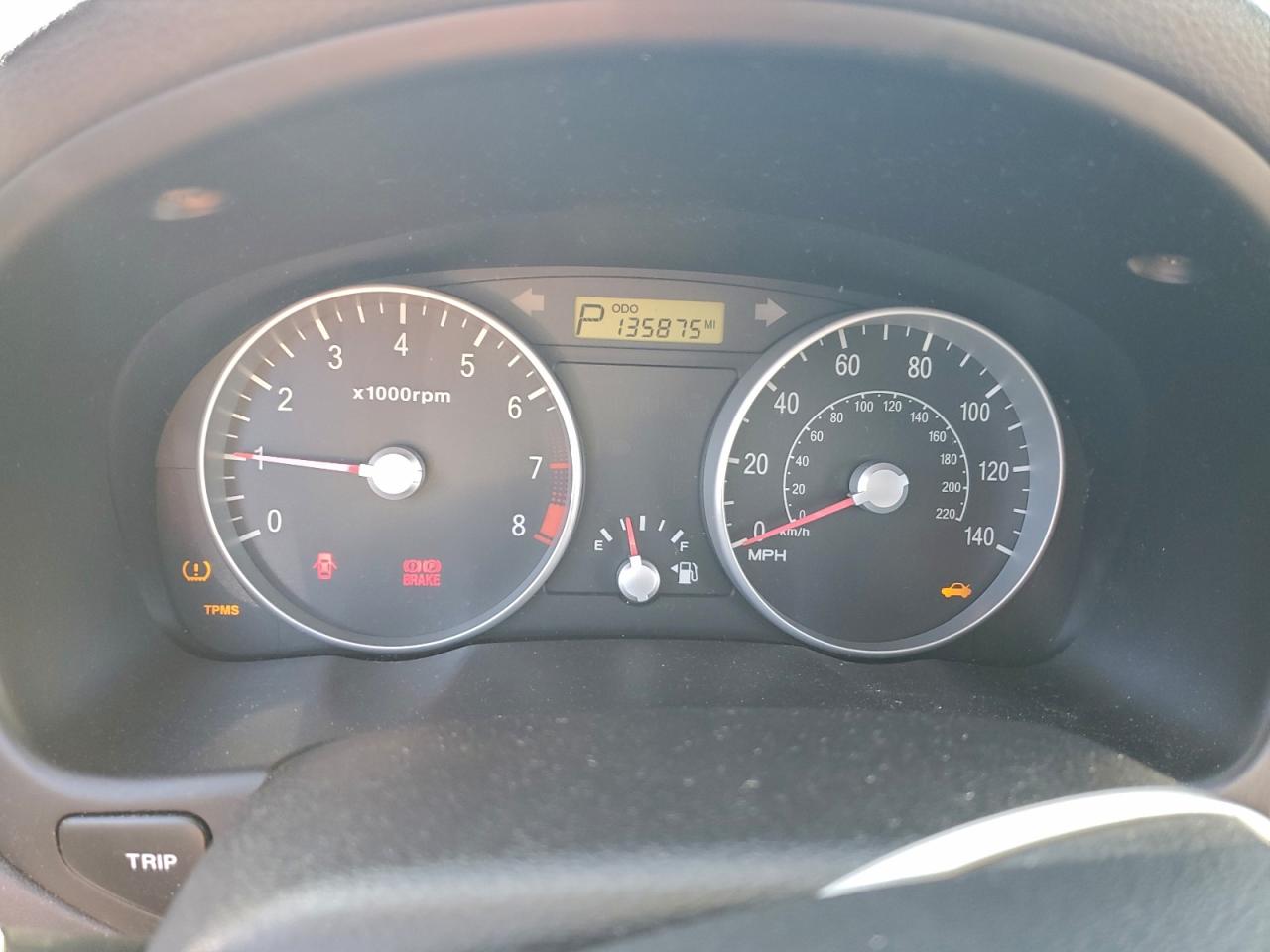 Hyundai ACCENT Gs Image 8