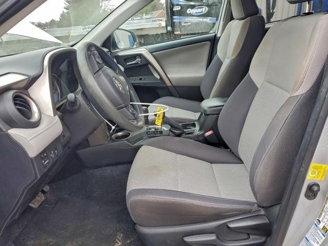 Toyota RAV4 Xle Image 10