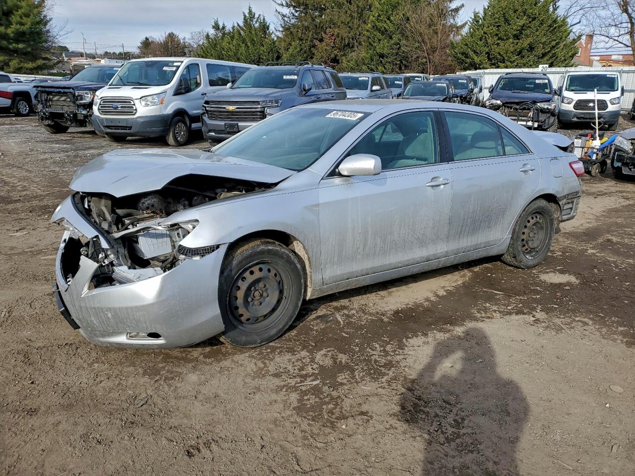 Toyota Camry Base Image 1