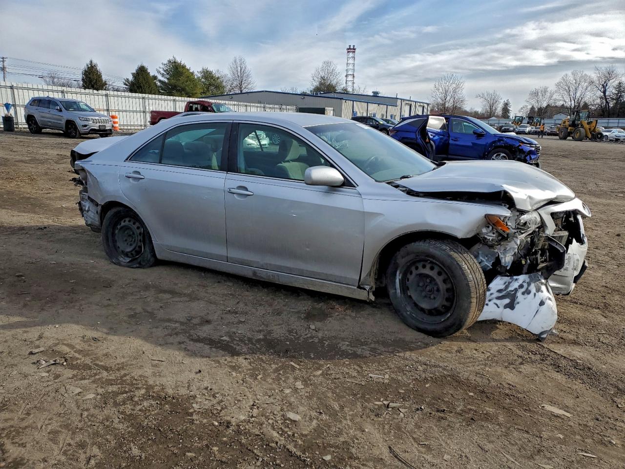 Toyota Camry Base Image 12