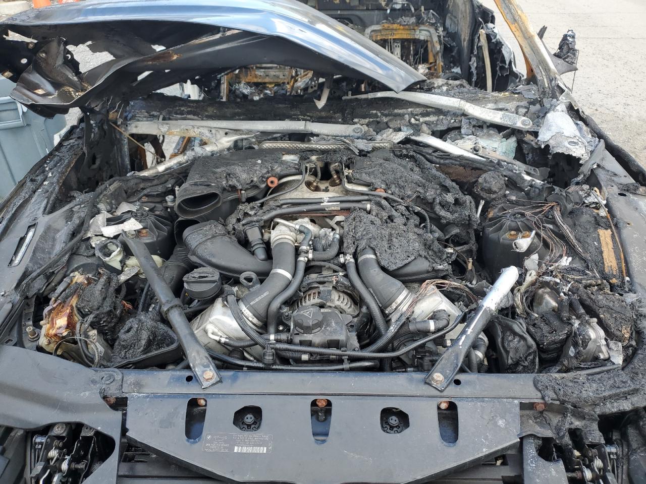 BMW 6 Series Xi Image 2