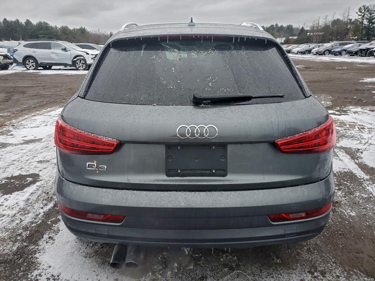 Audi Q3 Premium Plus Image 2