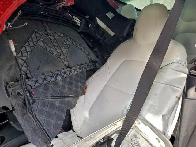 Tesla Model 3 Image 2