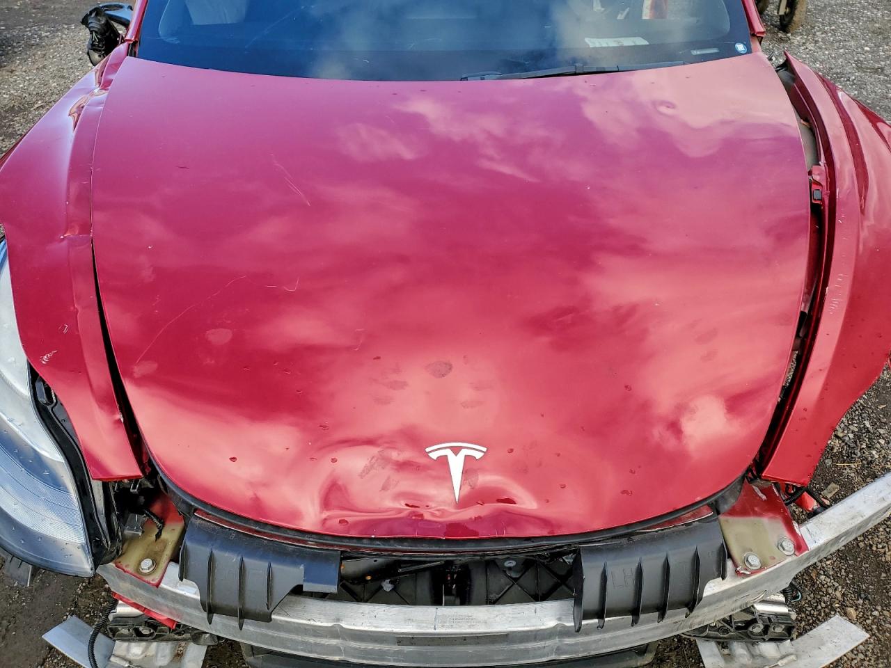 Tesla Model 3 Image 7
