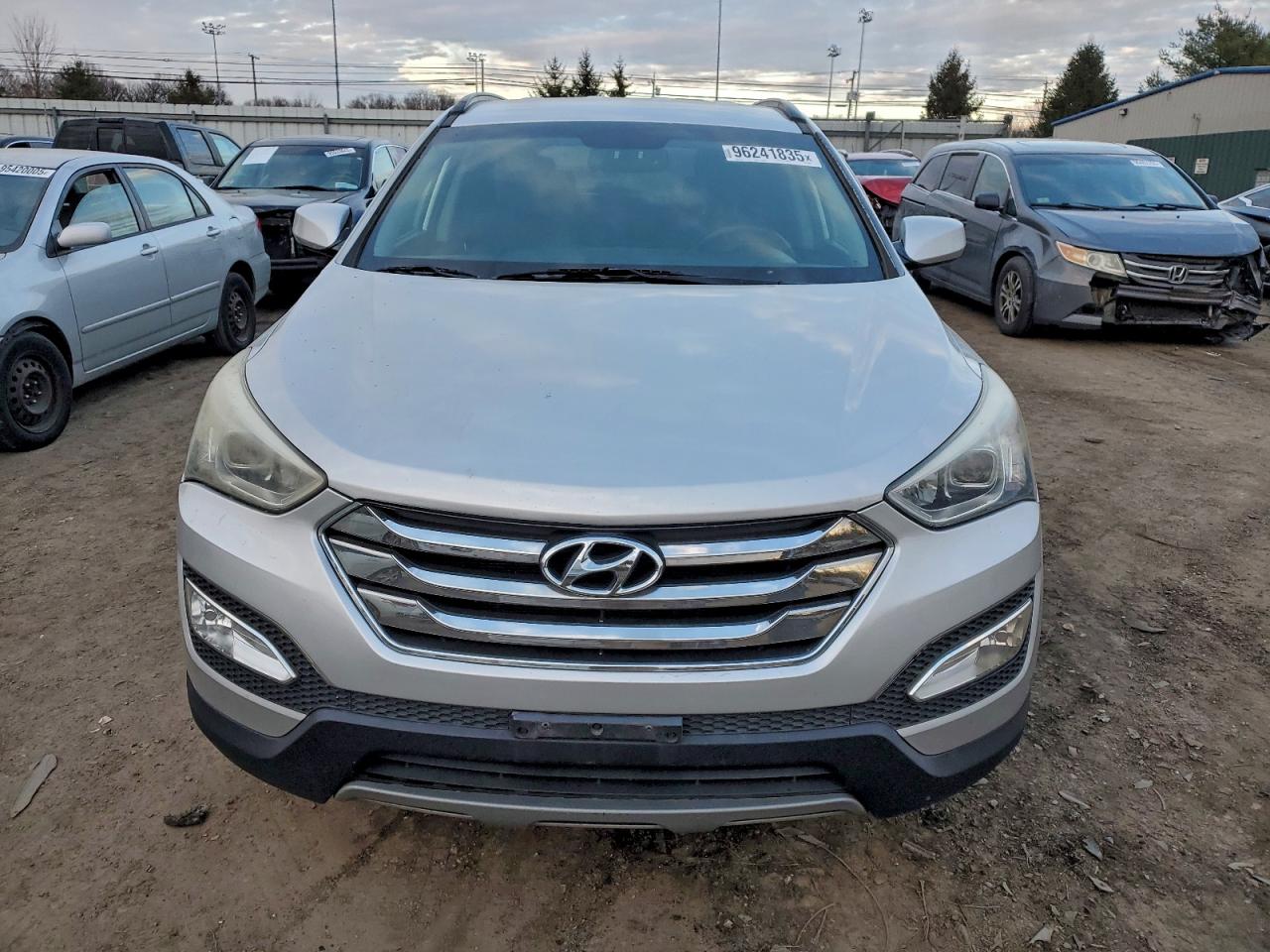 Hyundai SANTA FE Image 10