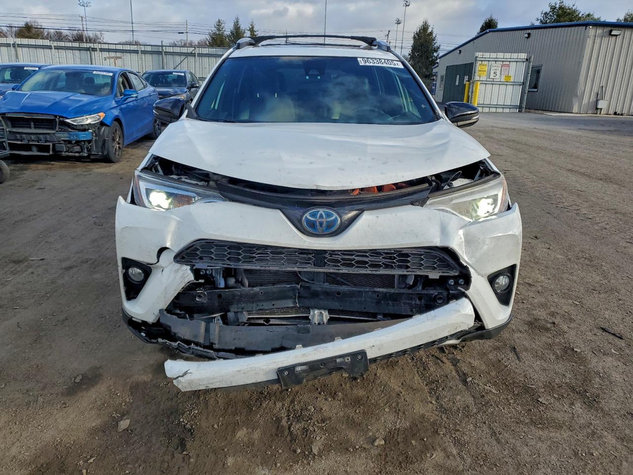 Toyota RAV4 Se Image 13