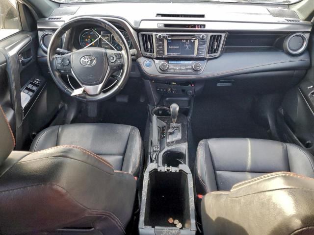 Toyota RAV4 Se Image 5