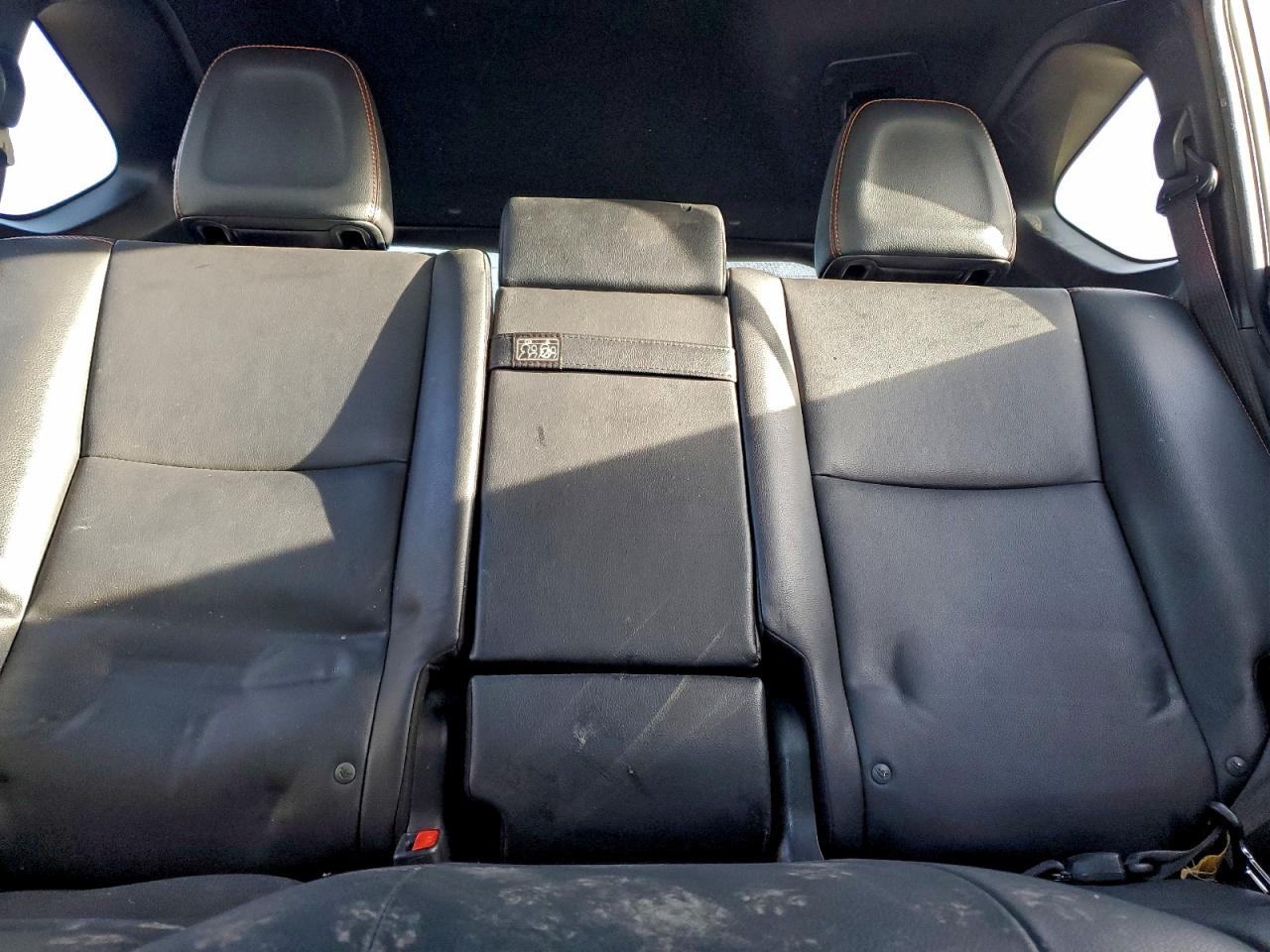 Toyota RAV4 Se Image 7