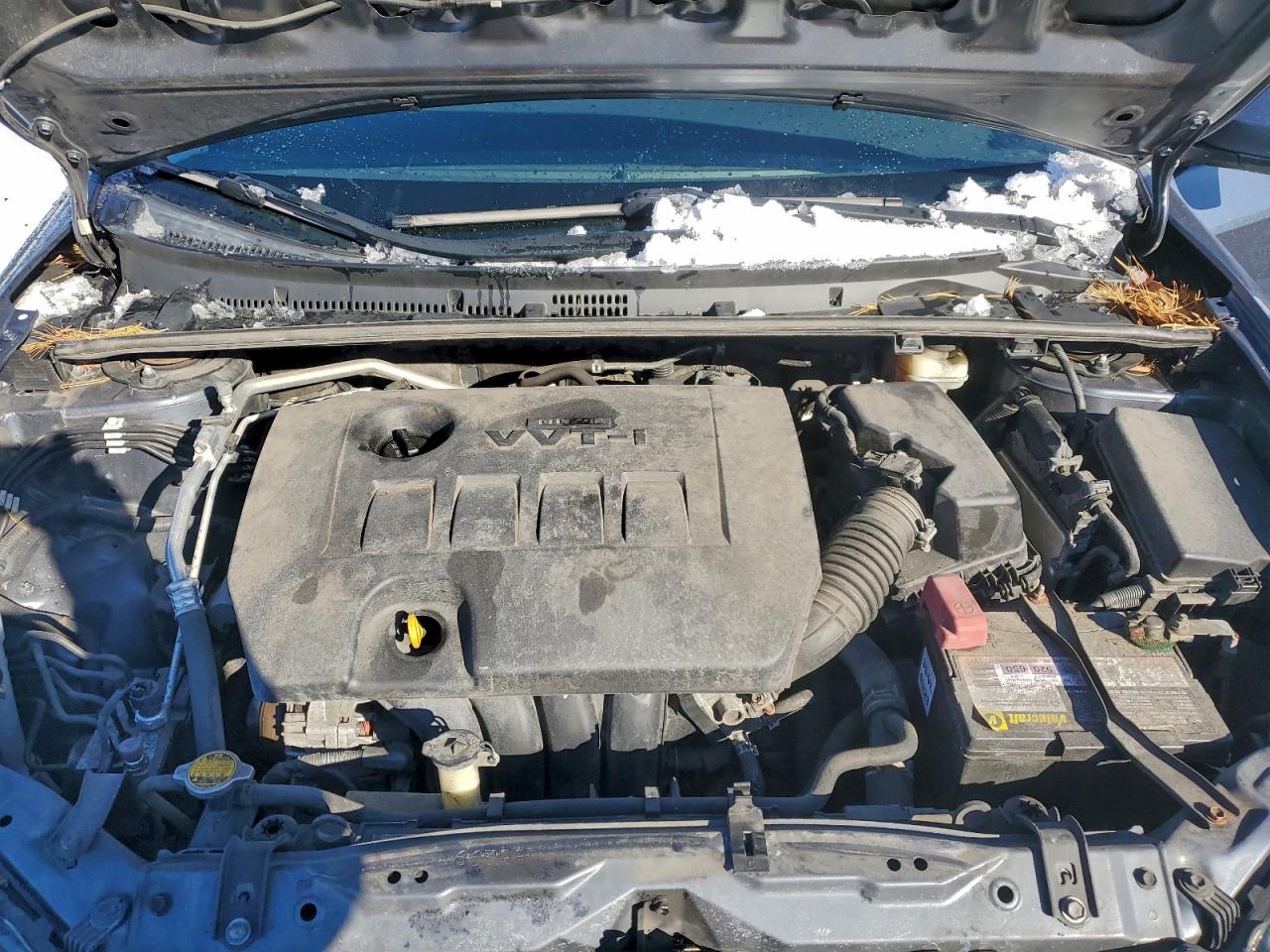 Toyota Corolla L Image 3