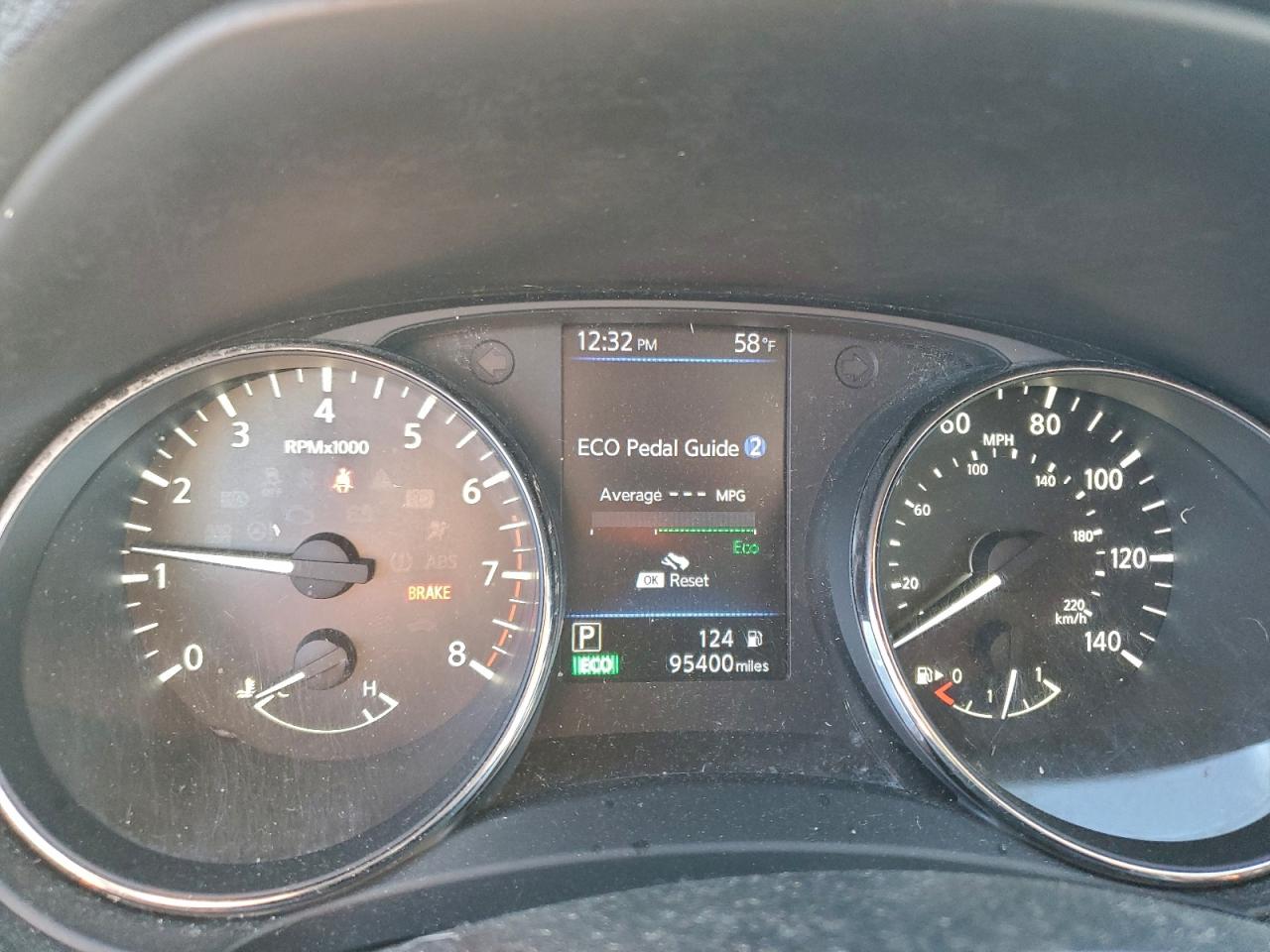 Nissan Rogue S Image 12