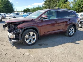  Salvage Toyota Highlander