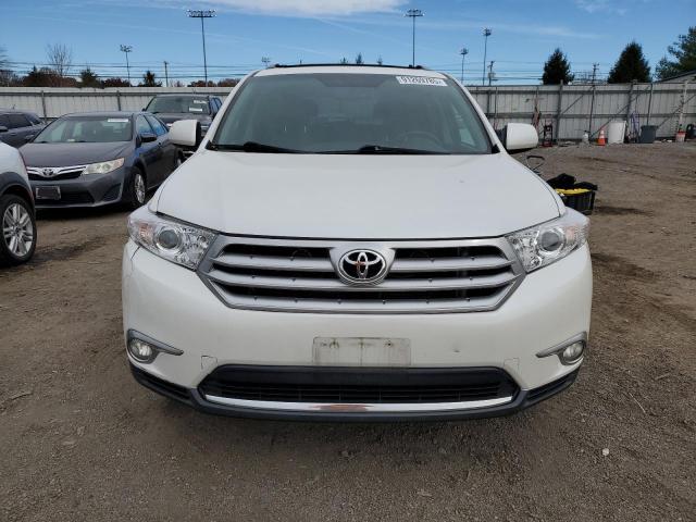 Toyota Highlander Base Image 7